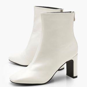 Boohoo White Ankle Boots